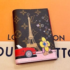 SOLD! 🌟Louis Vuitton LIMITED EDITION! Passport 🌟